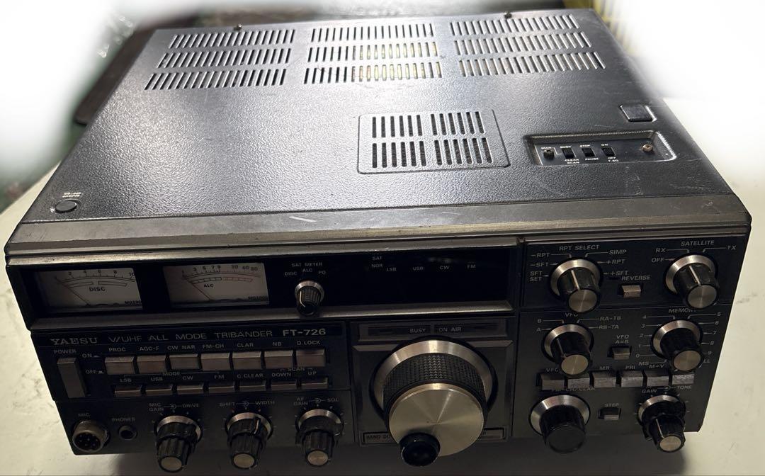 アマ無線　YAESU V/U ALL MODE FT-726 Yaesu FT-726 V/UHF 144/430 MHz 10w All Mode Tribander