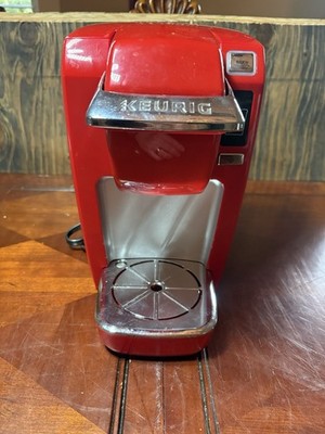Keurig K10/ B31 Mini Plus Coffee Maker Red Free Shipping