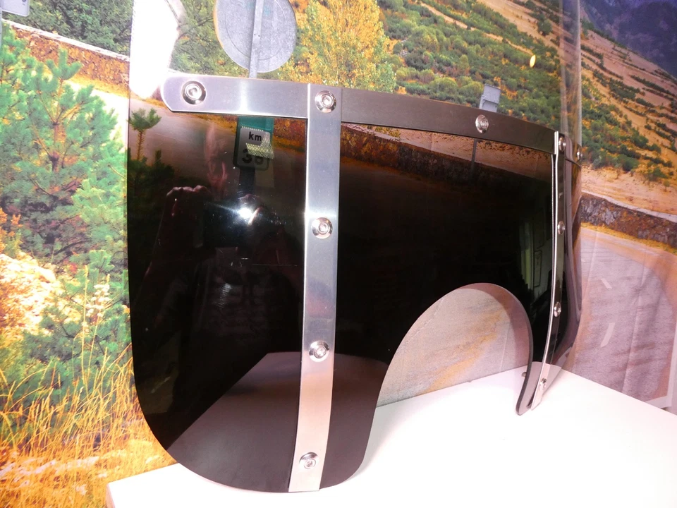 Parabrisas Memphis Shades 15 pulgadas Fats (corte de 9 pulgadas) negro Victory MEM3811 Kawasaki X1 Foto 3 de 4