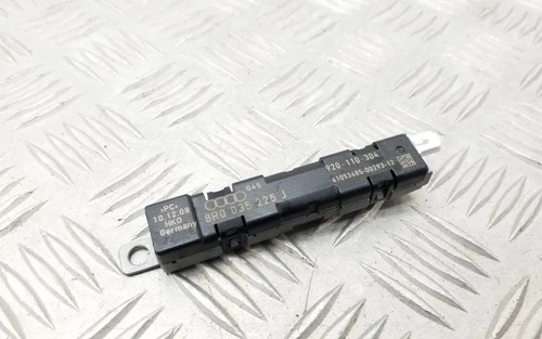 AUDI Q5 FY Antennenverstärker  8R0035225J 2.00 Diesel / electricity 34733203