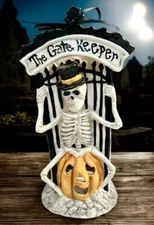 Blue Sky Clayworks Halloween THE GATE KEEPER Skeleton Tea Light Candle House NWT