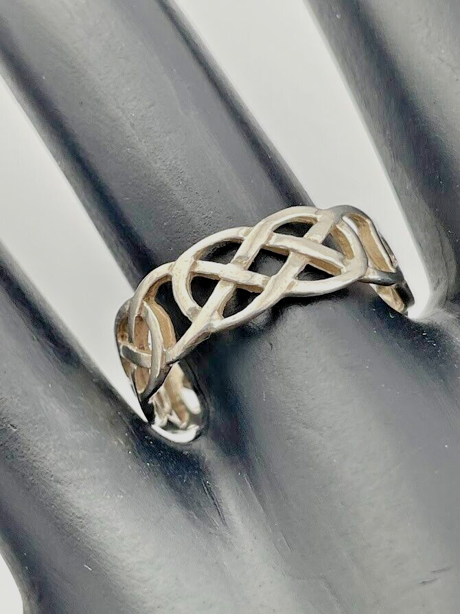 MARSALA 925 STERLING SILVER CELTIC KNOT INFINITY RING SIZE