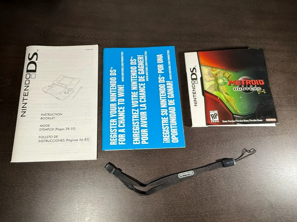 Nintendo DS Metroid Prime Hunters Silver Handheld Game Console Complete In Box - Image 4 of 4