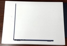 Apple MacBook Air 13" M3, 8GB Ram, 256GB SSD - Black Excellent Cond 100 Batt