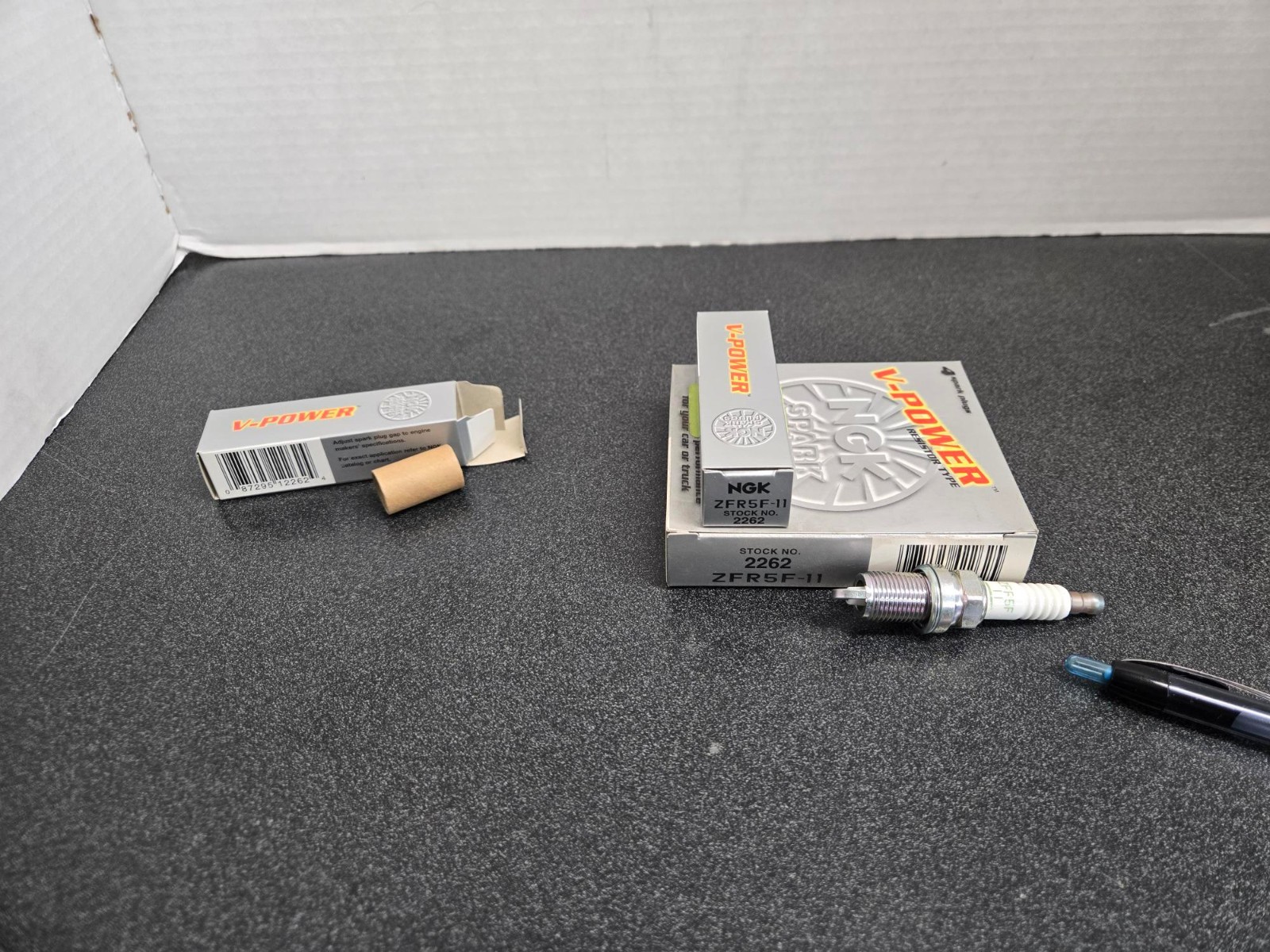 6 Plugs NGK ZFR6F11G/6987 V-Power Spark Plugs