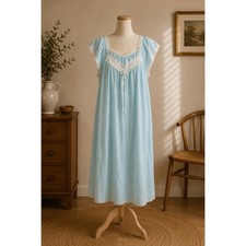 Vintage Miss Elaine Baby Blue Eyelet Lace Nightgown Medium Sleepwear Coquette