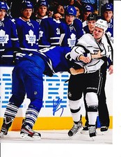 KYLE CLIFFORD SIGNED LOS ANGELES KINGS FIGHTING 8X10