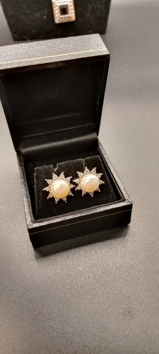 925 Sterling Silver Pearl and Diamond Accent Stud Earrings (SJ178) - Picture 3 of 9