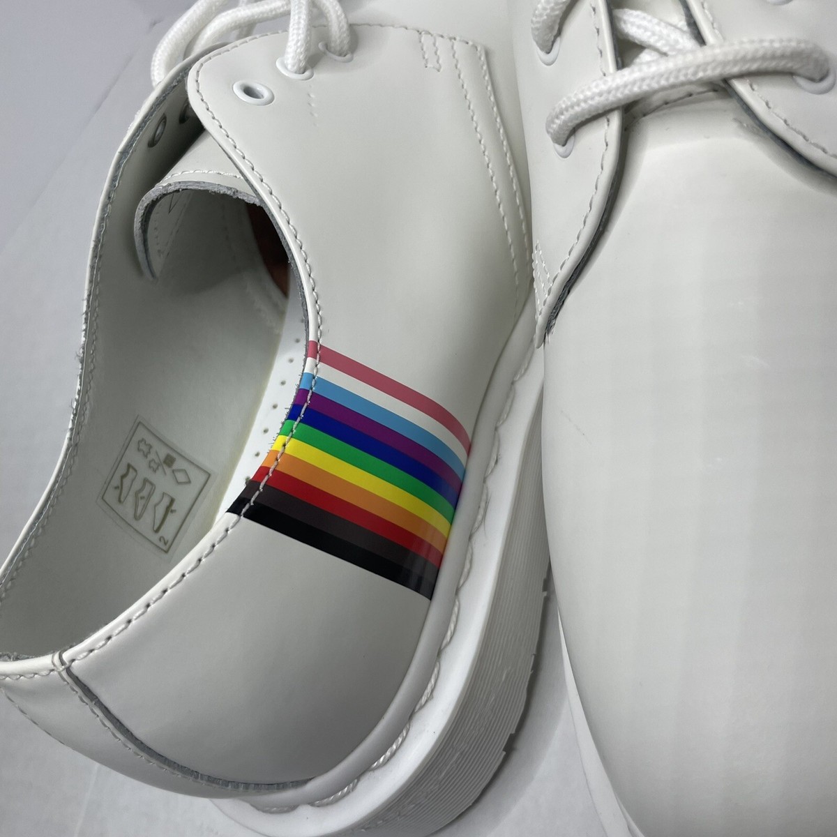 Dr Martens 27522 White Smooth Leather Pride Oxford Shoes LA004 Men 9 Women\'s 10 Dr Martens 27522 White Smooth Leather Pride Oxford Shoes  main image 4