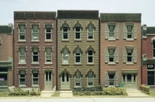 DPM #11400 - HO Scale Building Kit - (3) Townhouse Flats (Fronts Only) - NEW