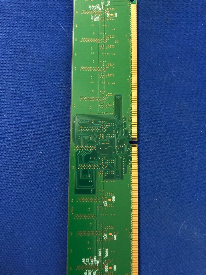 Infineon HYS64T64000HU-3.7-A 512MB DDR2-533 (PC2-4200) PC2-4200U RAM Memory  NEW - Image 3 of 3