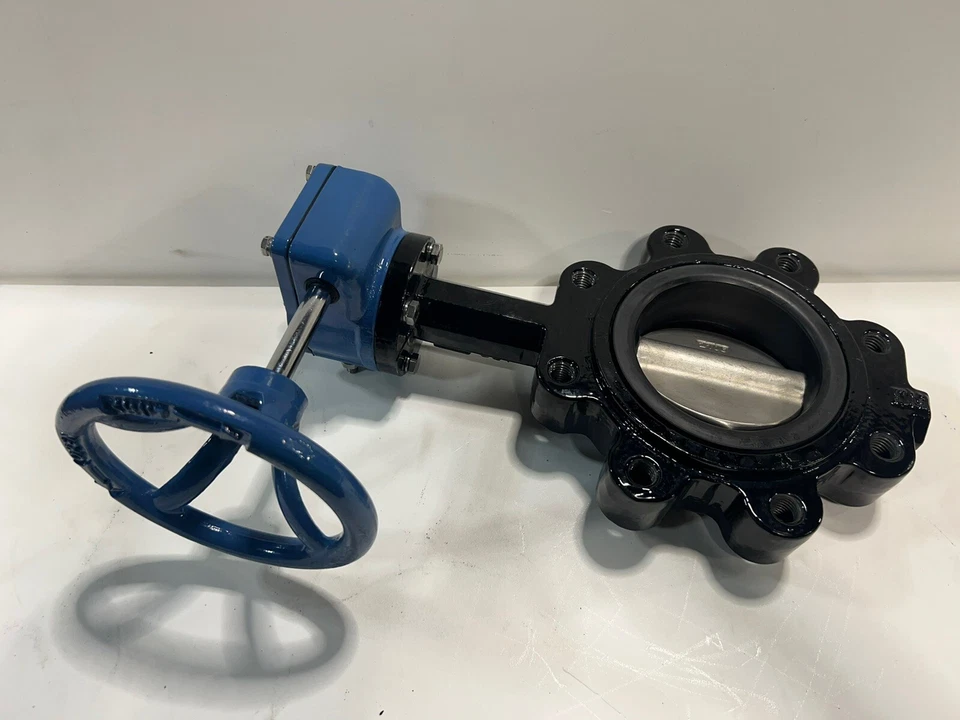 4” Lug Style Butterfly Valve Ductile Iron, EPDM Seal, CF8 Disc, Gear Actuator - Image 2 of 4