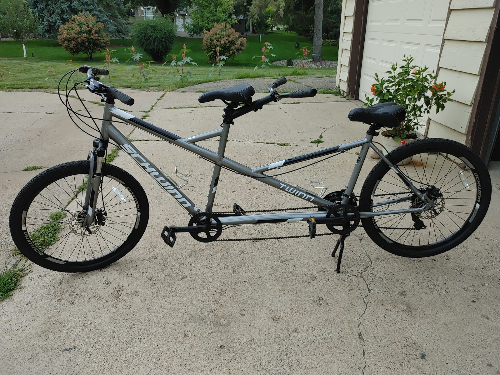 (Used) Schwinn Twinn Tandem Bicycle Size L 21 Speed With 26" Tires (300.00 USD)