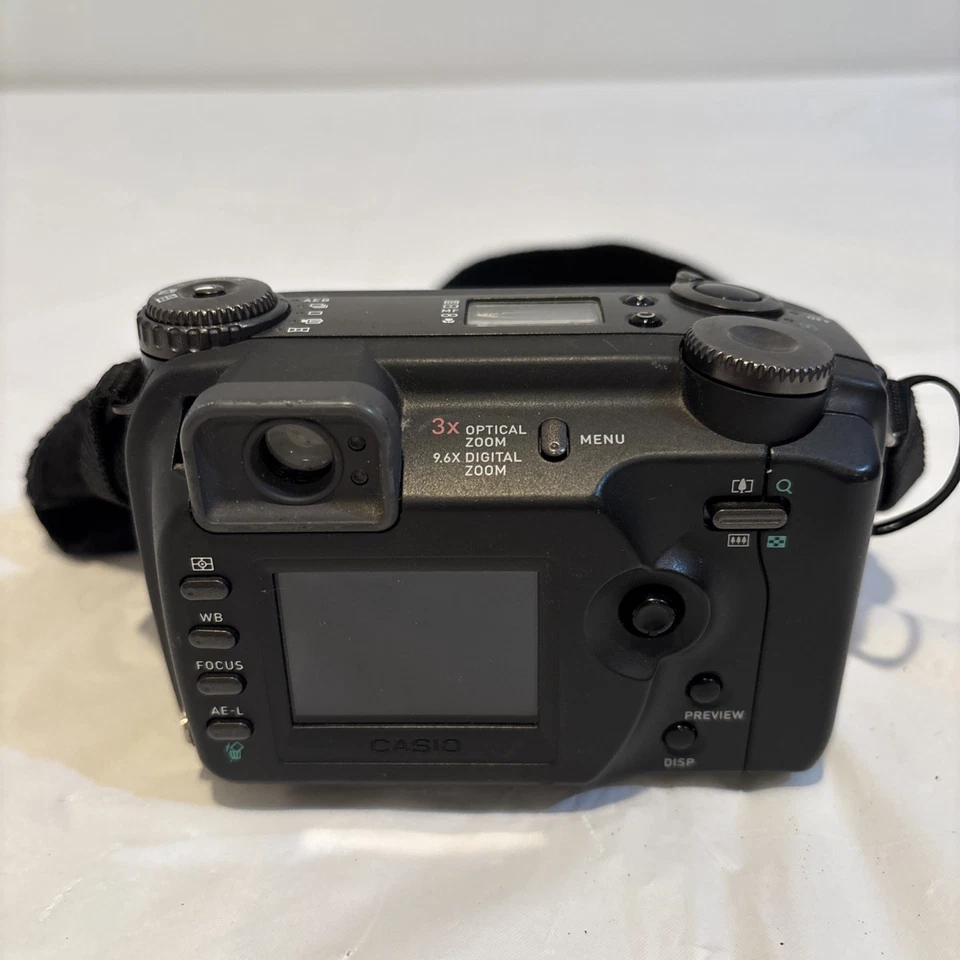 CASIO QV-4000 Digital Camera Digital For Parts/ Read - Image 2 of 4