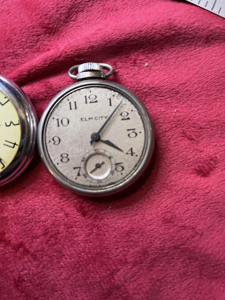 Lote de tres relojes de bolsillo no funcionales Ingraham, Elm City, True Time Tellers Foto 4 de 4