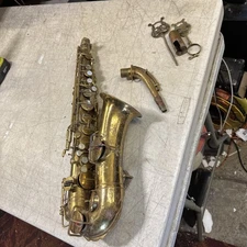 1921-22 Vintage "The Buescher" Alto Lacquer Saxophone w/ True Tone Restore
