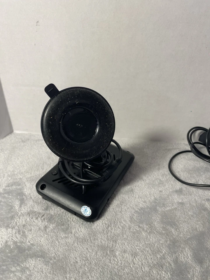 Rohent R3 HD 1080P Digital Signal Wired Backup Camera 5'' Preowned - Image 3 of 4