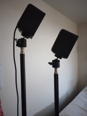 HTC 1.0 Base Stations( Tripods included)