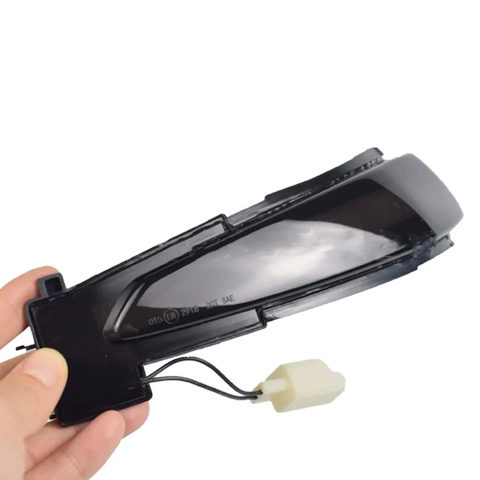 Pair Rearview Side Mirror Turn Signal Light for Peugeot 508 Citroen C4  - Image 4 of 4