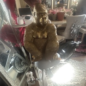 Gold Gorilla Figurine Statue - Gorilla Animal Class Decorative Figurine