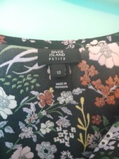 A Gorgeous Size Petit 10 River Island Top Excellent Condition