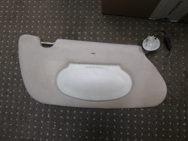 2005 pt cruiser sun visor