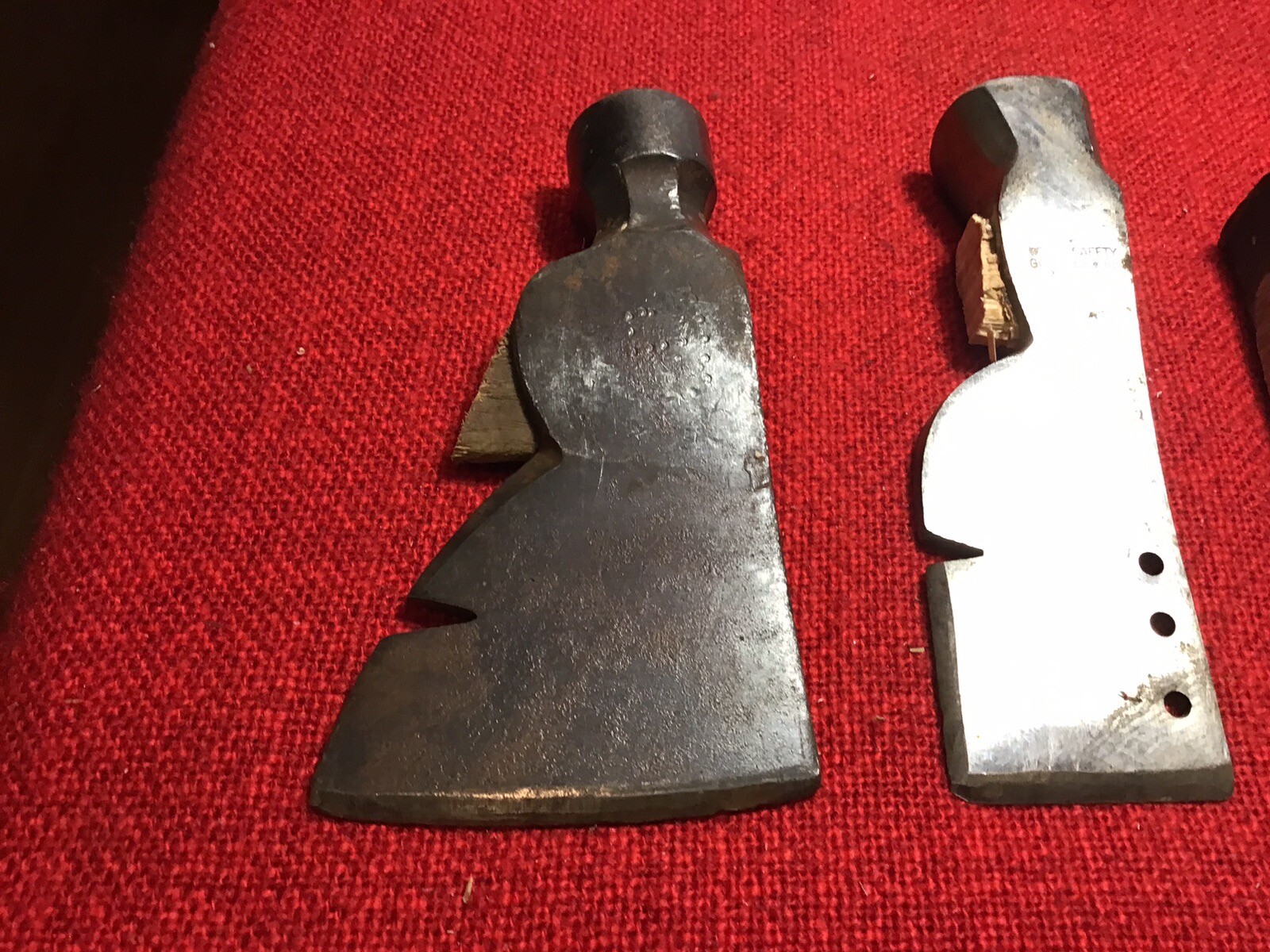 Lot of (4) Single Bit Axe Heads Hatchet Heads,plumb True Temper