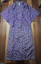 Vintage Japanese Kimono Robe Patterned Silk Full Length Vented Sleeves Lined