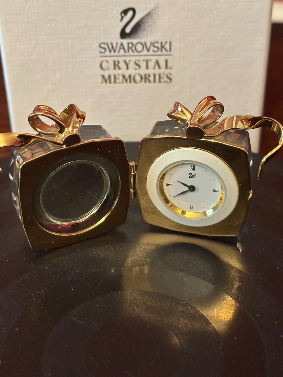 Swarovski Crystal Statue Figurine Memories Gift Clock 9440NR000004