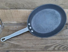 Calphalon G190HC Commercial Aluminum Cookware Oval Fajita Fish Skillet Pan 10x8"