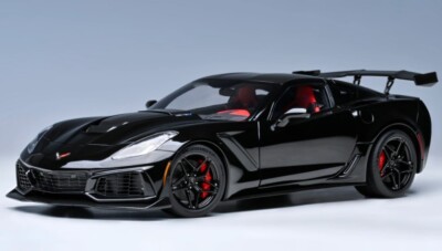 71276 AUTOart 1:18 Chevrolet Corvette (C7) ZR1 Black model car | eBay