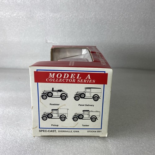 Massey Harris 1929 Model A Panel Delivery Truck Bank 1/25 Scale Limited Edition - Picture 10 of 17