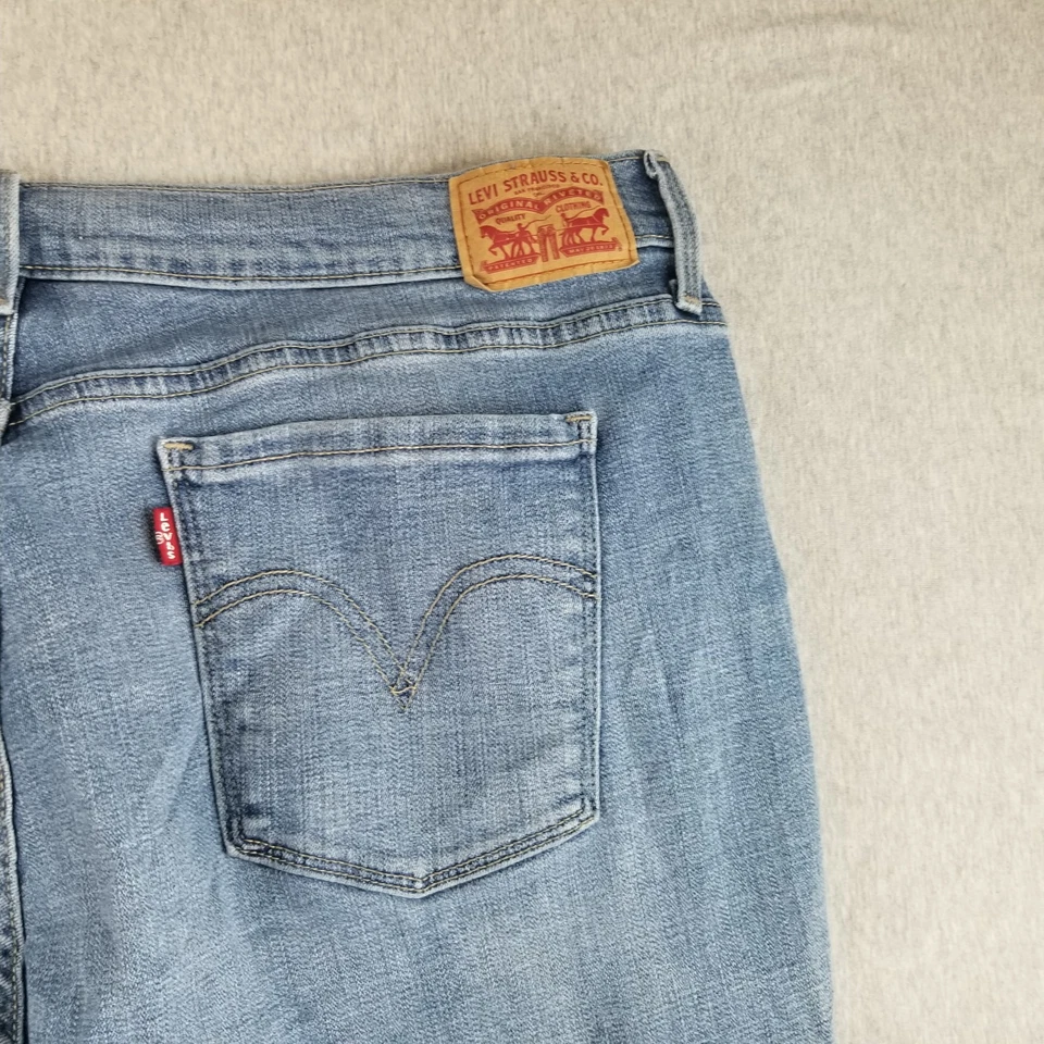 Levi 505 Jeans Womens Sz 18 Straight Light Wash Nice Quality Normore Cute Trendy - Image 4 of 4