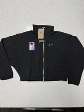 Nike Woman  s XS Waist Length Jacket. NWT