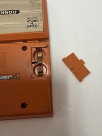 Vintage 1982 Nintendo Game and Watch Donkey Kong DK-52 Multi Screen  - Untested