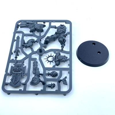 Primaris Lieutenant With Relic Shield - Space Marines - Warhammer 40K GW C9706