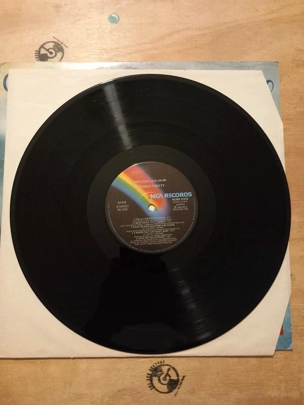 Conway Twitty – Rest Your Love On Me MCA Records – MCMP 31018 Vinyl, LP. - Immagine 3 di 4