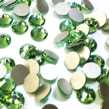 1440 Swarovski 2088 20ss crystal flatback 5mm ss20 green ReCreated PERIDOT