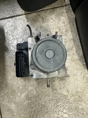 2018-2019 Nissan Kicks 1.6L ABS Anti Lock Brake Pump Module Assembly OEM - Picture 4 of 6