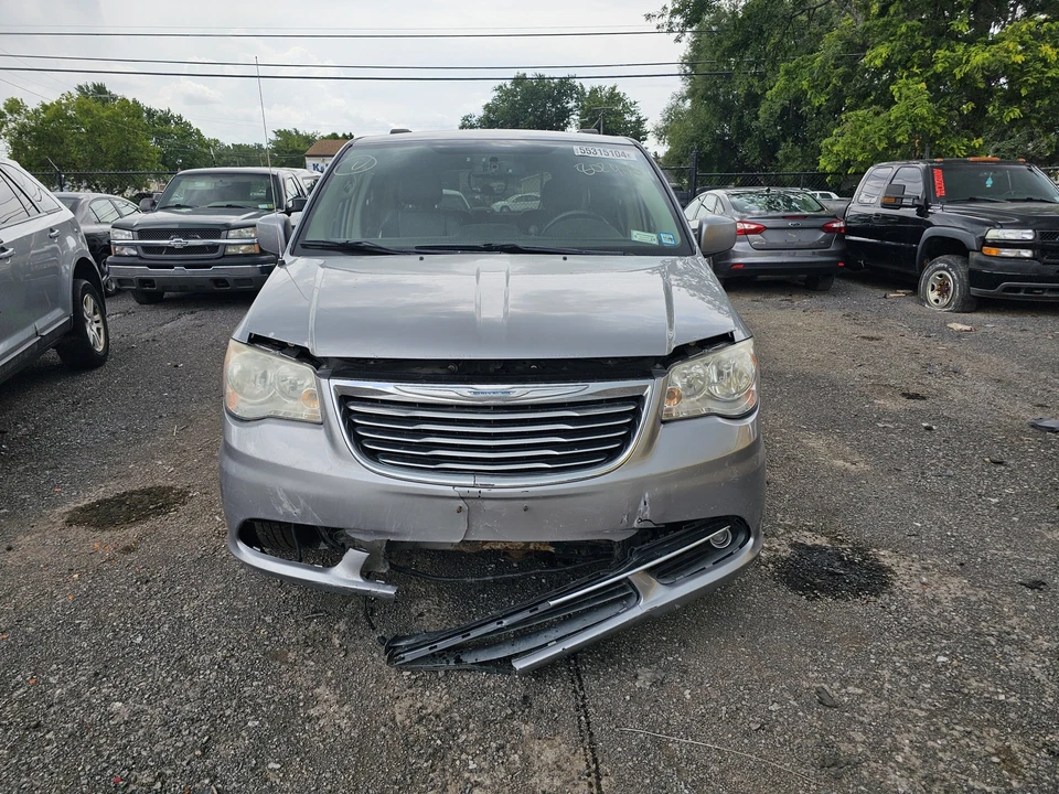 Motor de ventana de cuarto izquierdo usado se adapta a: Chrysler Town & Country Quarter Izquierdo Q 2013 Foto 2 de 4