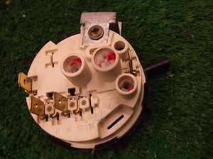 Washing Machine HOOVER HNL6126-80     Pressure Switch