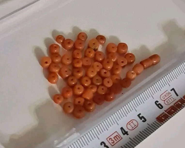 Vintage Antique Natural Coral Beads Salmon 5.6 grams 🇮🇹  - Image 3 of 4