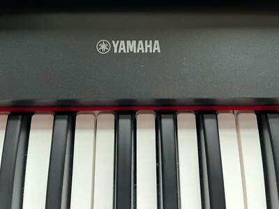 【ワカコ】YAMAHA Piaggero NP-12 NP-35WH PIAGGERO 76-KEY PORTABLE PIANO-STYLE KEYBOARD WHITE | Tom 鍵盤楽器
