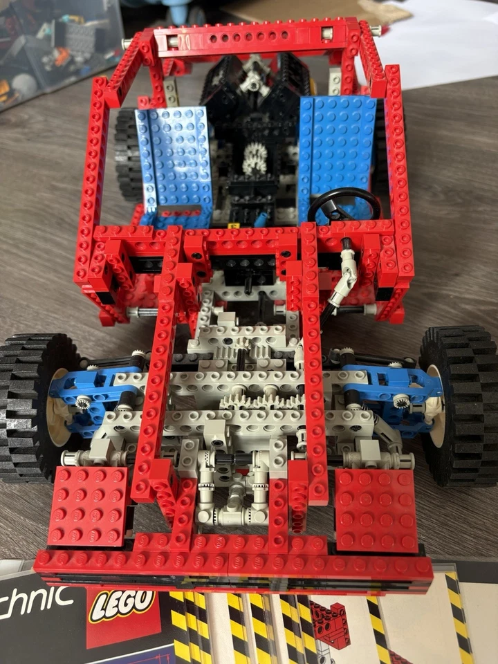 LEGO Technic 8865 Test Car, photo 2 of 5