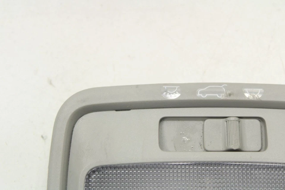 Luz de lectura interior trasera Kia Sorento LX 2016-2020 92620-C5000BGA Foto 3 de 4