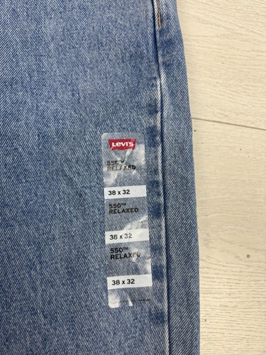 Levi's 550 Relaxed Thigh Tapered Legs Midrise Mens Denim Jeans 38x32 NEW - Picture 4 of 5