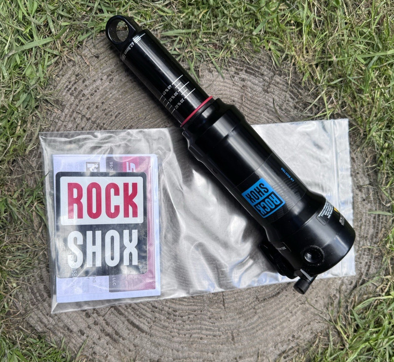 RockShox Deluxe Ultimate RCT Rear Air Shock 205x62.5mm MTB 00.4118.307.010