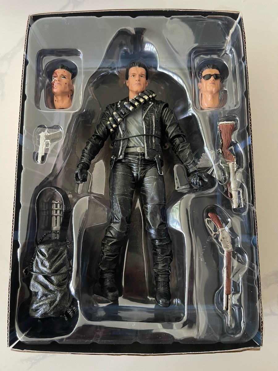 【新品】NECA ターミネーター2 トイ T800 ボックス入りデラックス版 新品】NECA ターミネーター2 トイ T800 ボックス入りデラックス版