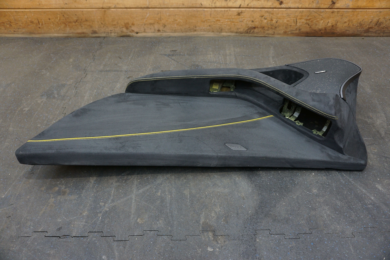 Right Passenger Interior Door Trim Panel Black Alcantara Yellow McLaren 650s 16