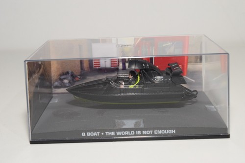 B5 1:43 UNIVERSAL HOBBIES JAMES BOND 007 Q BOAT THE WORLD IS NOT ENOUGH MIB